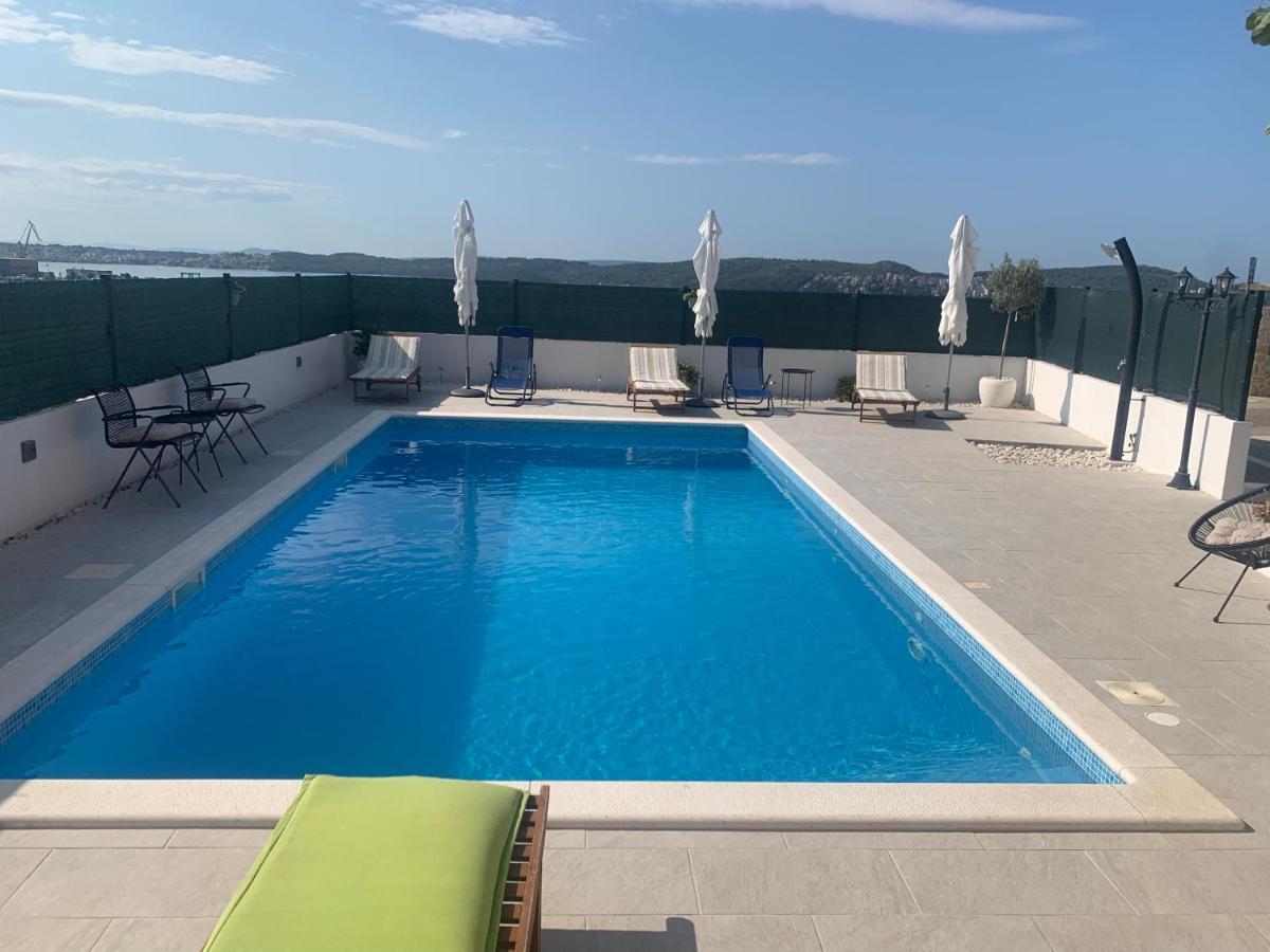 Apartments Villa Bella Vista Seget Трогир Екстериор снимка