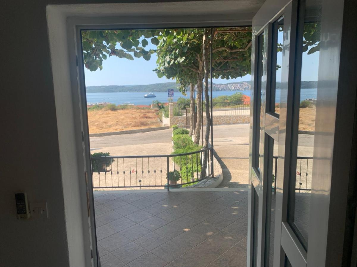 Apartments Villa Bella Vista Seget Трогир Екстериор снимка