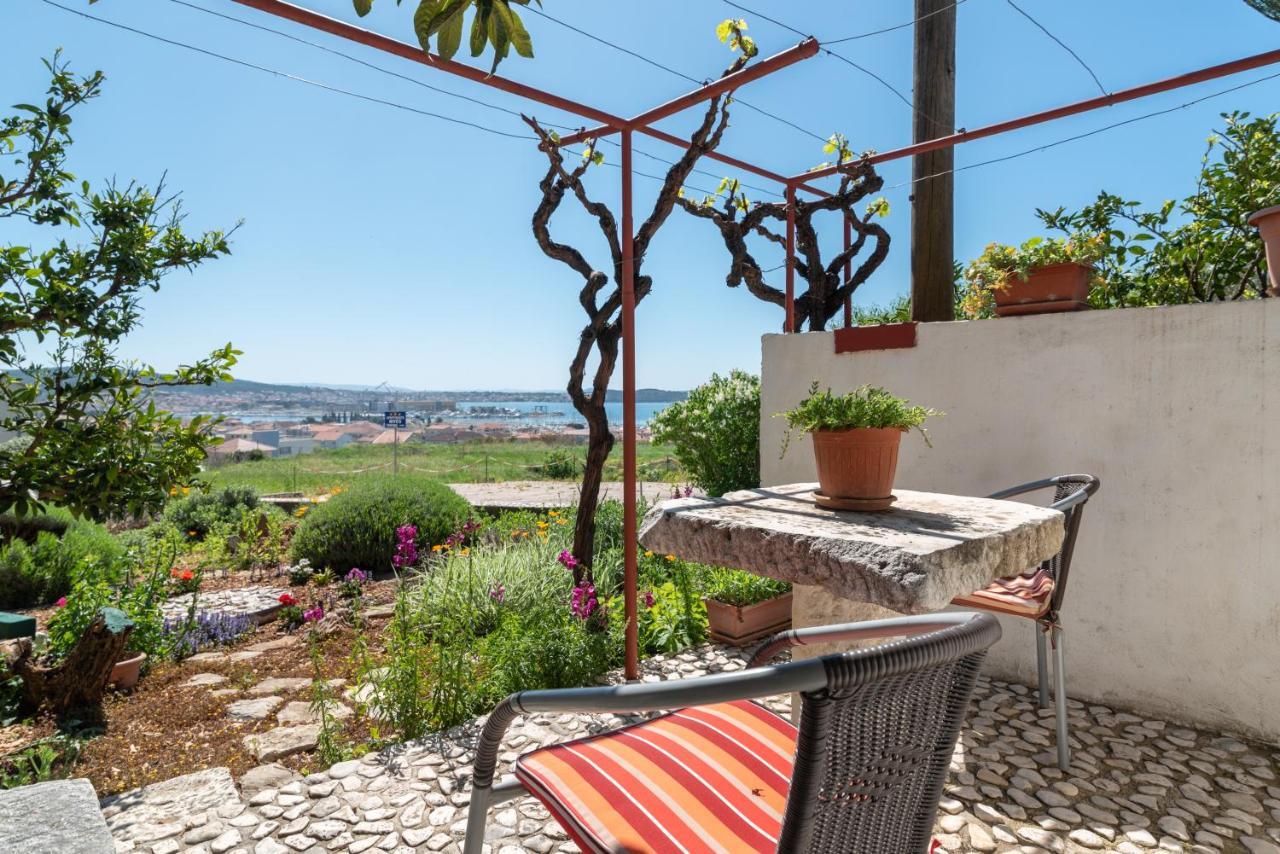 Apartments Villa Bella Vista Seget Трогир Екстериор снимка